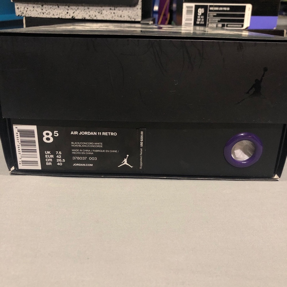 Jordan 11 SpaceJams 8.5 DEAD STOCK ☔️ ‼️SOLD‼️ - Picture 5 of 6